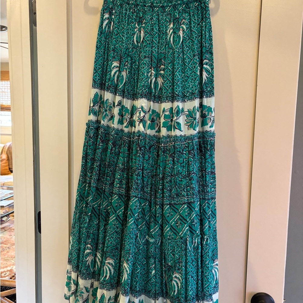 Chic Teal Floral Maxi Skirt - Picture 2 of 4